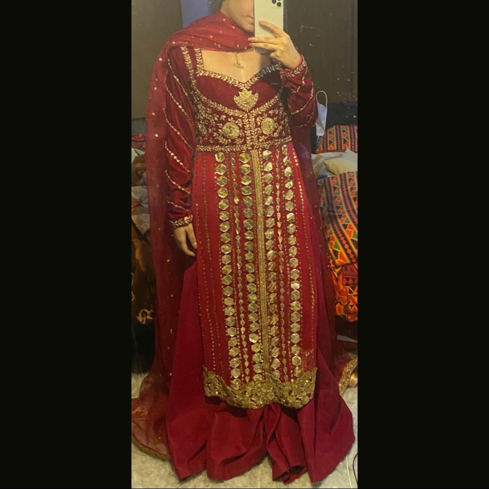 Pakistani/indian wedding outfit